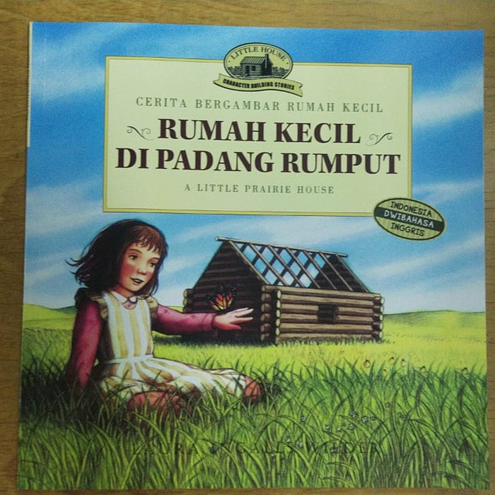 RUMAH KECIL DI PADANG RUMPUT